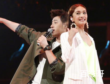 李荣浩发文为杨丞琳庆生  妥妥的又被吃狗粮