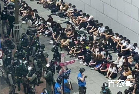 港警拘捕53人 对于暴徒我们应该重拳出击！