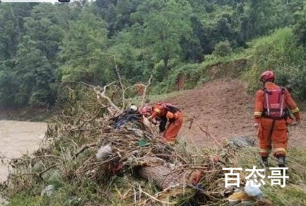 贵州特大暴雨致13人死亡 受灾群众疫得到安置生活秩序在加快恢复中