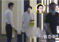 赵丽颖带儿子现身 冯绍峰不在现场他去哪了？