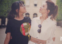 贾静雯首晒梧桐妹正面照 梧桐妹眉眼间像极了妈妈