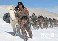 含泪 采访 解放军战士 央视记者 你们辛苦了我们为你感到自豪