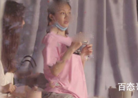 苗苗挺孕肚陪郑恺打球 郑恺是在哪里打球一起打球的还有谁？