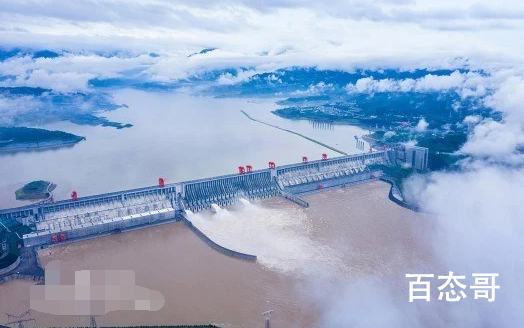 三峡大坝3孔泄洪 每分钟可以泄多少立方的水