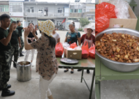 阿姨杀鸭子给抗洪战士炖肉 一共有多少阿姨都是哪里人？