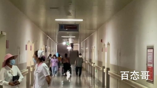 高龄母女被困电梯4天3夜 她们是怎么在里面生存这么久的？