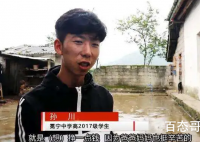 考上清华的工地少年报到 该学子大学报考的是什么专业？