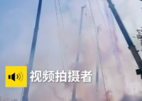 婚礼现场6台吊车放鞭炮 一共放了多少响鞭炮？