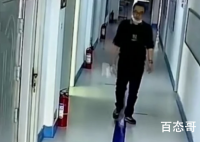 老师进教室前反复调整笑容 老师把最好的一面留给了孩子