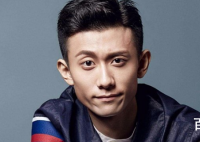 关晓彤张一山私底下关系怎么样 制片方过河拆桥关晓彤仗义保下张一山