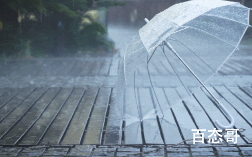 强降雨天气十大健康提示  下雨尽量穿雨鞋穿拖鞋不好