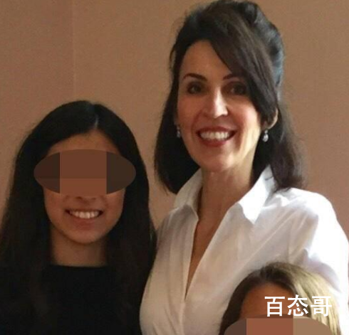 李阳仍在正常开课 家暴和上课两回事