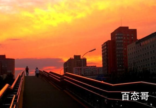 北京晚霞染红天际 谁说晚霞没有朝霞好看的？