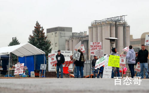 美国10万人加入罢工潮  每一个资本家都希望工人多干活，少拿钱甚至不拿钱！