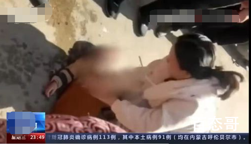 她怀着宝宝救下了另一个宝宝 宝宝也参与了救援好人一生平安