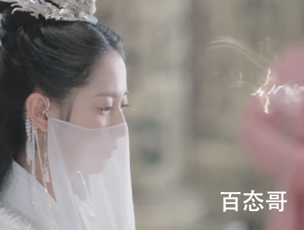 《镜双城》青王让苏摹去勾引白璎为了什么 青王是好人吗