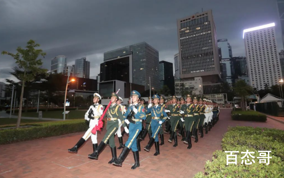 驻港部队首次在军用码头升旗 这么做有什么重大意义