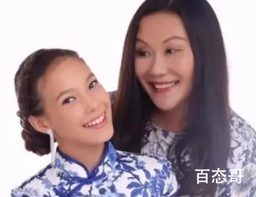 谷爱凌的妈妈有多开挂 谷爱凌她妈妈谷燕毕业于北大化学系本科，斯坦福生化硕士