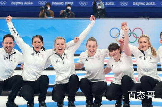 英国队击败日本队获女子冰壶金牌 英国队的实力实至名归
