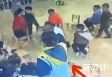 湖北一幼师疑教唆全班围攻女孩 这不是虐童是犯罪行为了