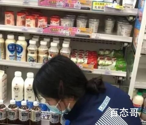 她一个人在上海便利店住了23天 太不容易了疫情快结束吧！