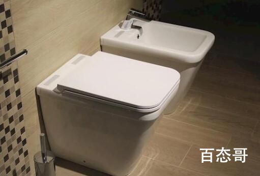 男子洗澡跌倒头卡马桶旁一整夜 如果不被发现他会不会就凉了