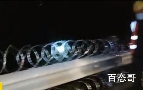 苏州一高速连夜加装刀片防护网 这么做是为了什么