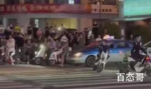 山东临沂多人街头飙车炫技 有个响亮的名字:通达路战神