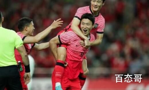 东亚杯国足首战0-3惨败韩国队 搞不懂中国男足存在的意义是什么？