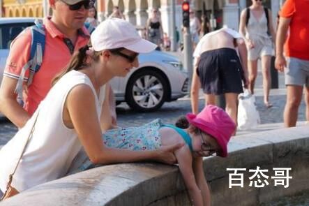 法国敞门开空调或被罚超5000元 这是为了节约能源吗？
