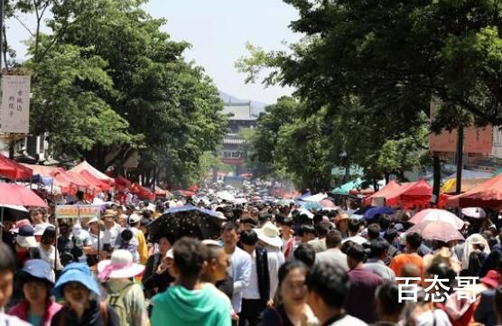 大理苍山洱海变人山人海 希望全国各地都好起来！