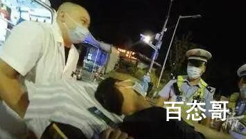 悲痛到抽搐男子妻子已离世 年轻一代很难看到这样的感情了！