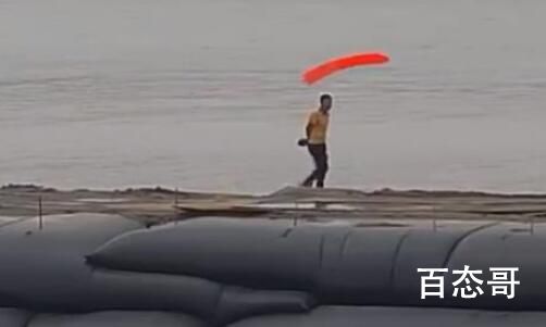 警方连续3年在观潮时抓住逃犯 钱塘江大潮有点东西的