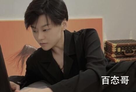 胡阿坤性别是男的吗 