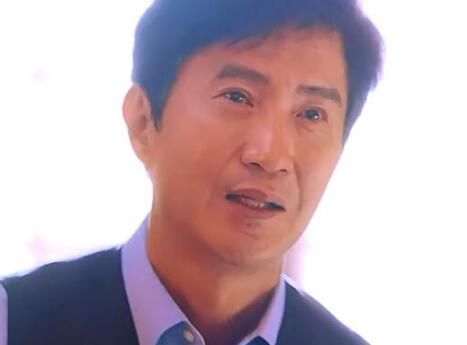《以一当百的管家》男主金管家是不是走丢的孩子