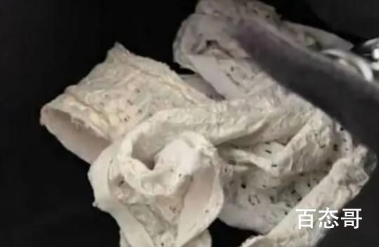 女子网购牛仔裤竟在里面发现内裤 真是太恶心了 衣服裤子服装类目必须支持7天无理由退货