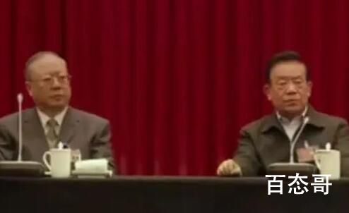 银行行长退休后当群演4天赚1200 还是原来那个银行的平台给他的气质