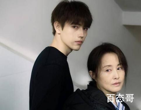《点燃我温暖你》李峋手中的打火机有什么意义 《点燃我温暖你》李峋为什么一直拿着打火机