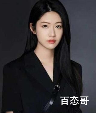 11月29日向涵之把自己的社交账号设置成私密模式。