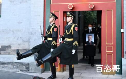 江泽民骨灰撒入江海 扬州舰送别 大江东去与大海同在 浩气长存励复兴之志