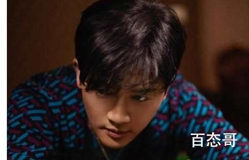 苏有朋登《小资CHIC》开年封面 “遇见冬雪大片”邂逅浪漫