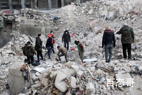 强震致土叙超3.3万人遇难 看着从一开始的几百人增加到如今的三万多人 真的希望这个数字可以停止下来