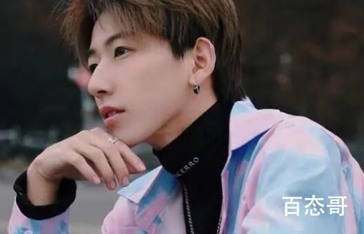 网红苏乞儿回应骑摩托上高速被拦 苏乞儿是打算冲卡的吗