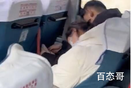 爬完泰山全都老实了 要是爬完珠峰就都躺平了