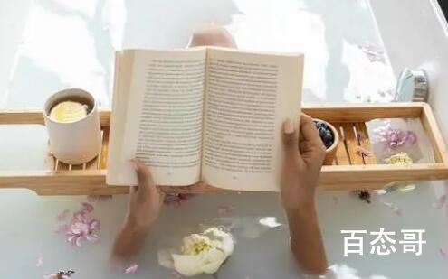 北京体育大学夜晚的健身房走红 这种环境能健身吗？