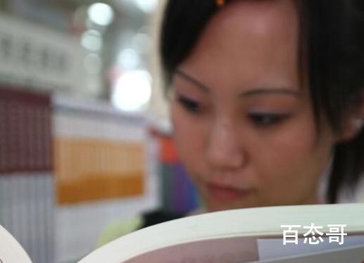 护士兼职摆摊两周赚1万5后全职开店 背后的真相让人始料未及