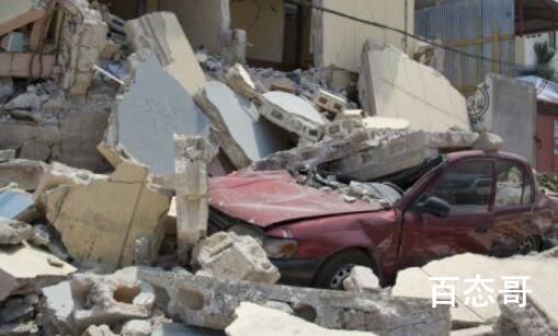 厄瓜多尔6.5级地震:房屋震落水中 厄瓜多尔是一个地震频繁的国家