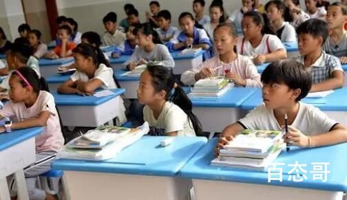 广东一小学倒闭学生打包回家 对于学生来说高兴坏了吗