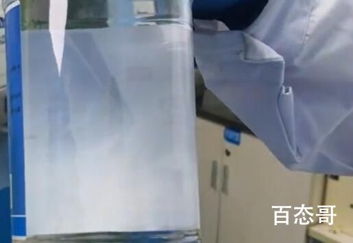 父母抹酒精退烧致4岁女儿住进ICU 背后的真相让人震惊