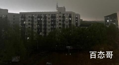武汉大暴雨白天变黑夜 究竟是怎么一回事